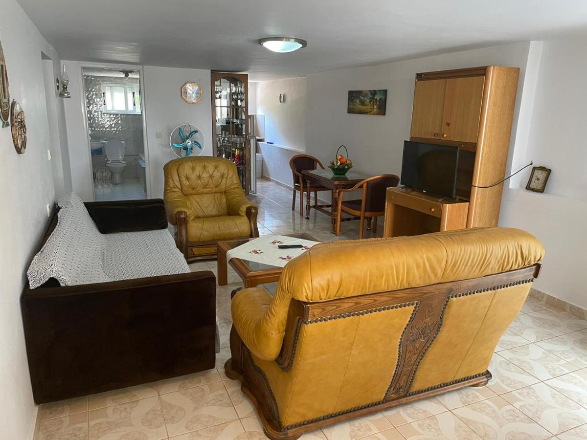 Apartamente Gleni Saranda Kültér fotó